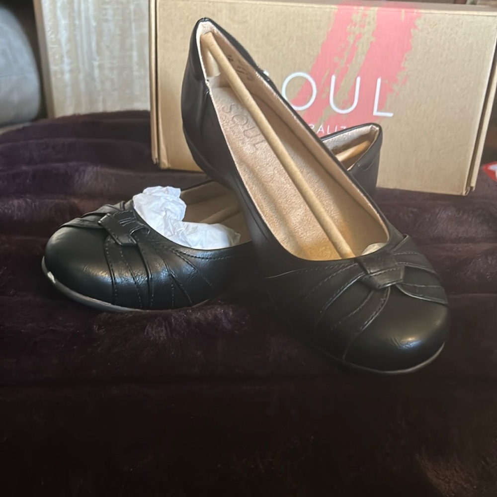 Women's Black Ballet Flats